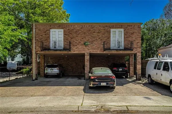 $1,650 | 4018 Pitt Street, Unit C, New Orleans, LA 70115