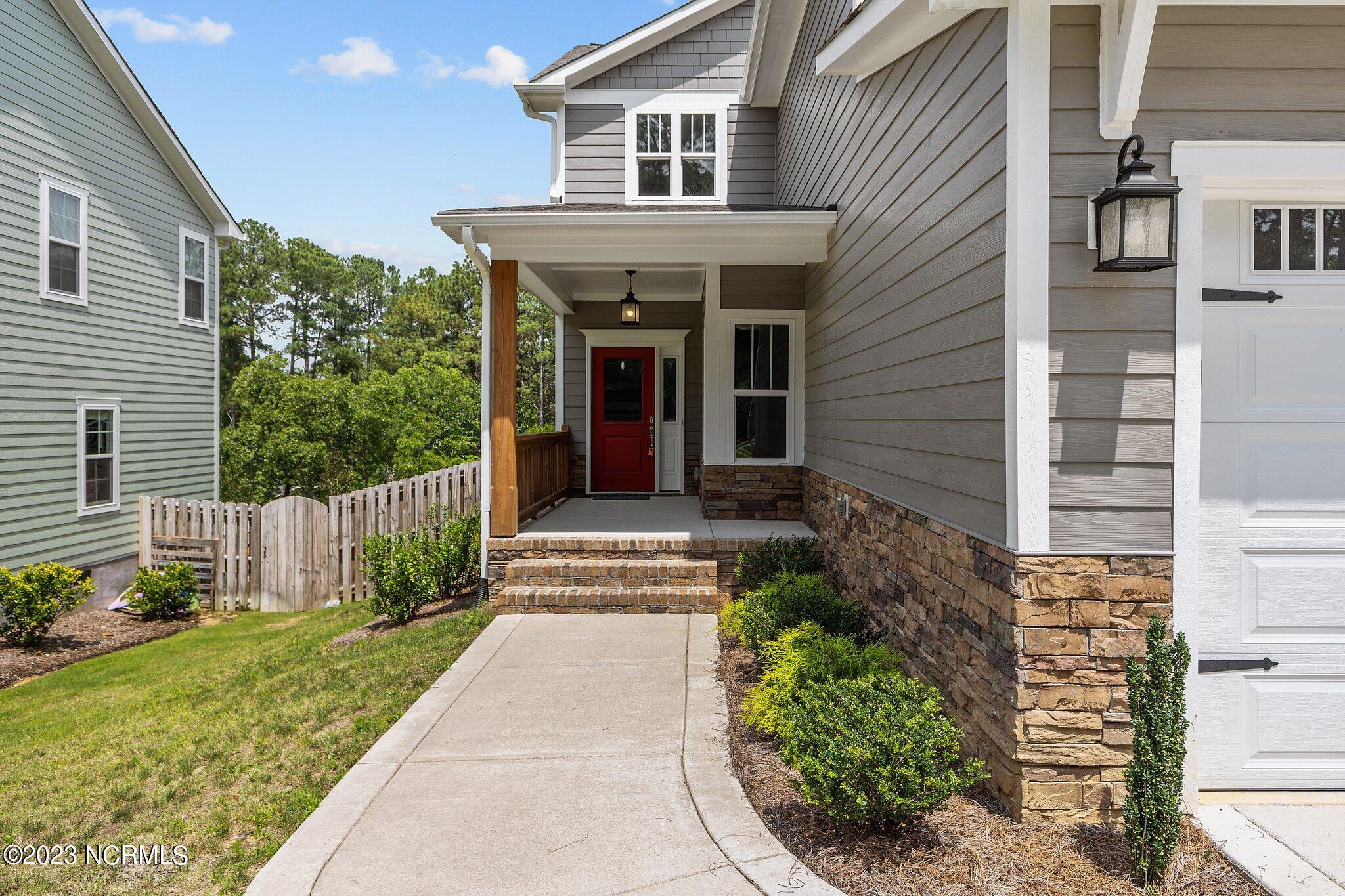 139 Crestview Road Southern Pines, NC 28387 - Photo 4 of 41