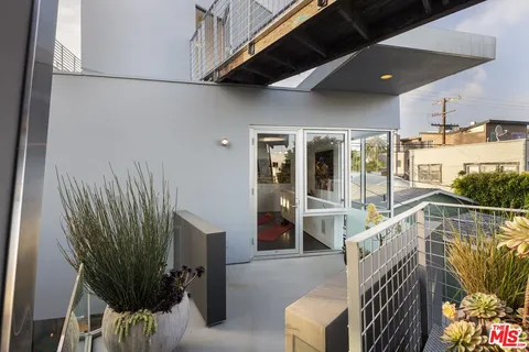 $2,997,000 | 513 Grand Boulevard, Venice, CA 90291