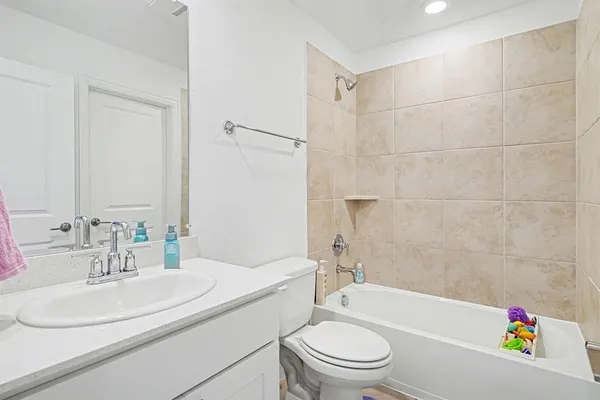 $485,000 | 213 Settlers Way, Euless, TX 76040