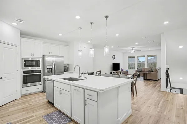 $485,000 | 213 Settlers Way, Euless, TX 76040