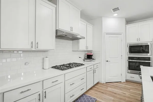 $485,000 | 213 Settlers Way, Euless, TX 76040