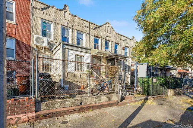 $1,188,000 | 903 Foster Avenue | Kensington