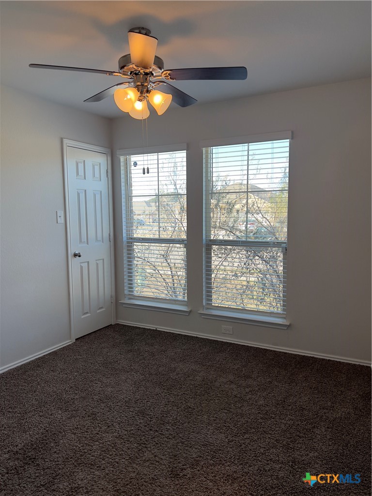 302 Saddleback Trail Killeen, TX 76542 - Photo 24 of 33 a view of an empty room with a window