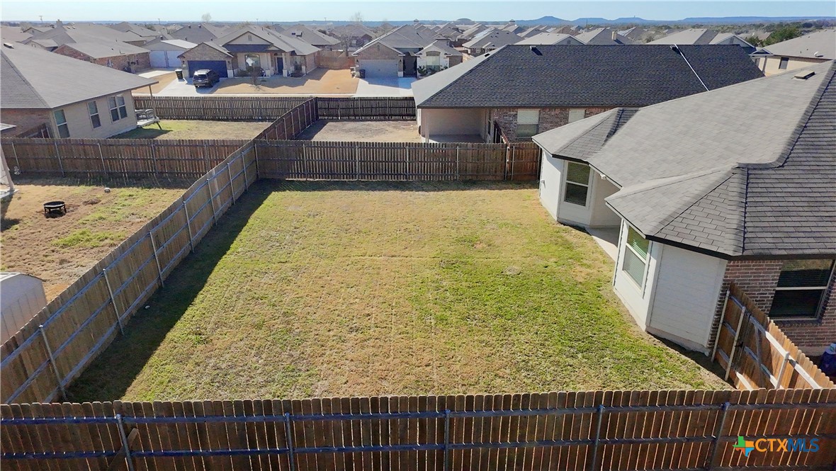 302 Saddleback Trail Killeen, TX 76542 - Photo 30 of 33 a view of balcony with wooden floor