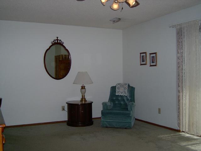 4145 Karl Road, Unit 325 Columbus, OH 43224 - Photo 4 of 16 Gallery Image 4
