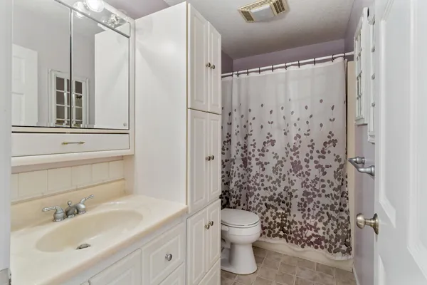 $799,900 | 11912 Waldron Road, Jerome, MI 49249