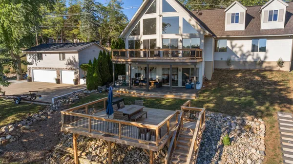 $799,900 | 11912 Waldron Road, Jerome, MI 49249