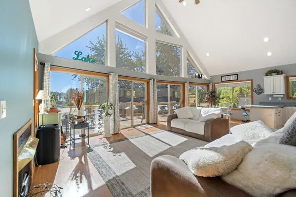 $799,900 | 11912 Waldron Road, Jerome, MI 49249