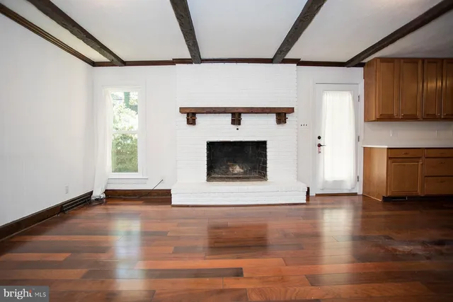 $525,000 | 115 Woodland Road, Fredericksburg, VA 22401