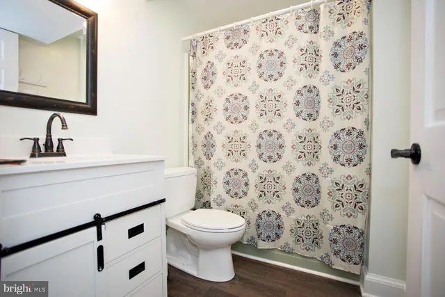 $525,000 | 115 Woodland Road, Fredericksburg, VA 22401