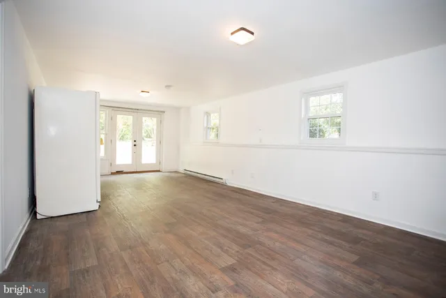 $525,000 | 115 Woodland Road, Fredericksburg, VA 22401