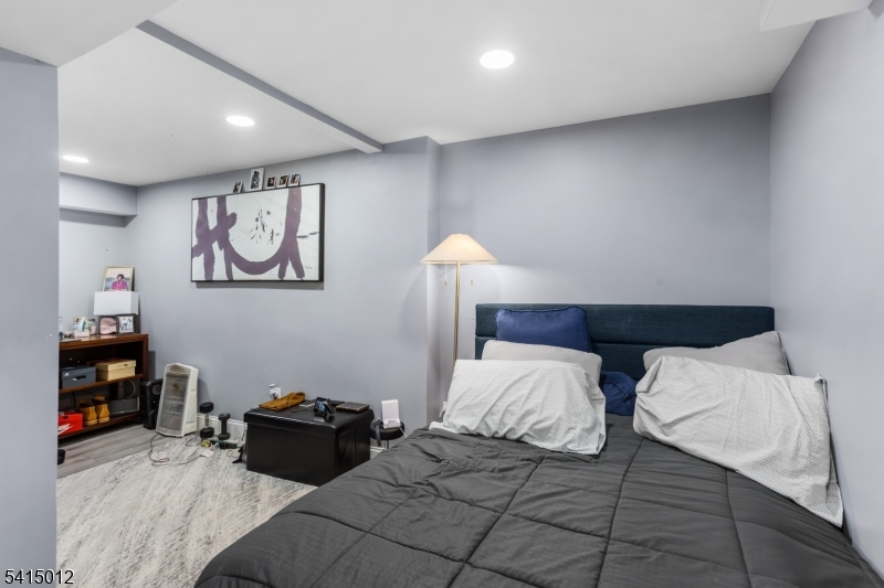 40 Bennington Square Hackettstown, NJ 07840 - Photo 16 of 23 a bedroom with two bed and a large mirror