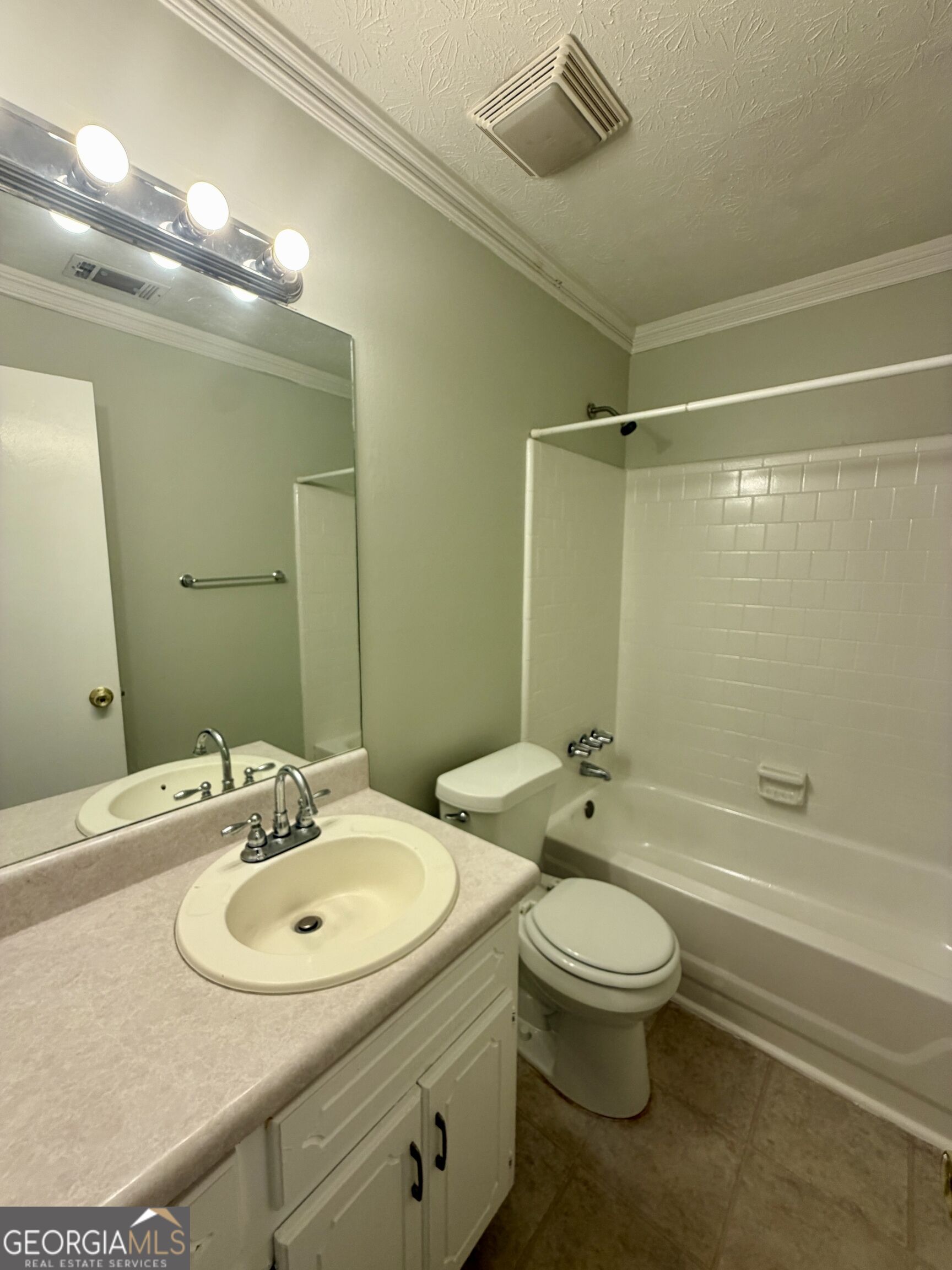 209 Stagecoach Ridge Stockbridge, GA 30281 - Photo 12 of 21 Gallery Image 12