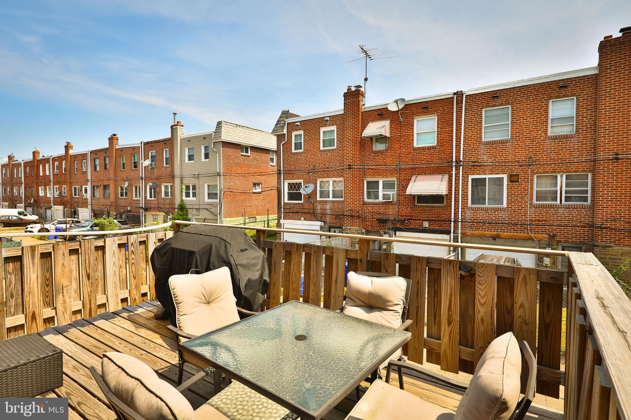 8627 Temple Road Philadelphia, PA 19150 - Photo 18 of 32 Deck