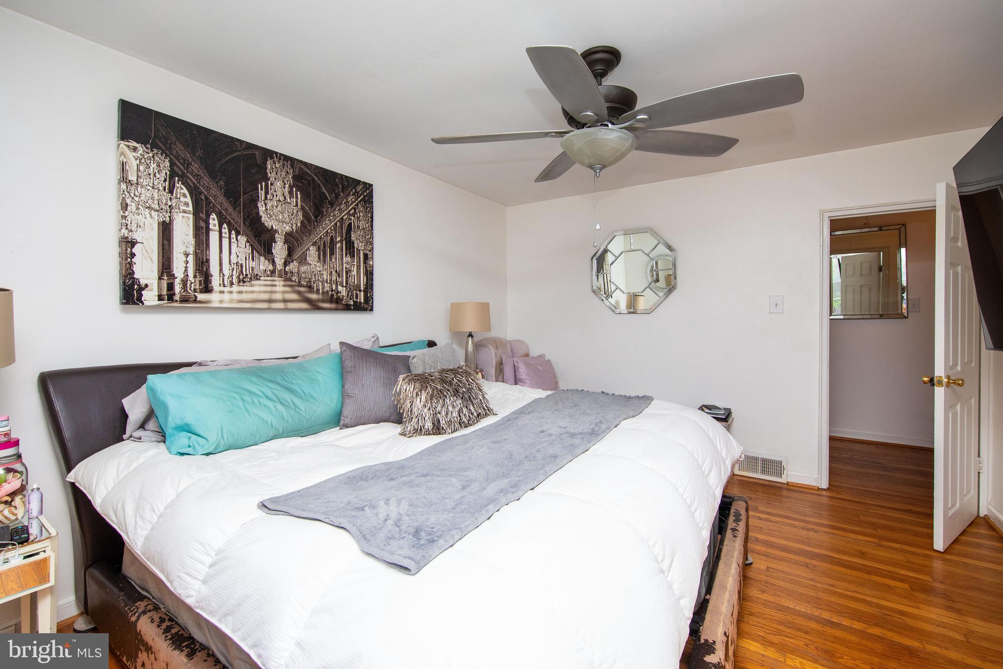 8627 Temple Road Philadelphia, PA 19150 - Photo 21 of 32 Primary bedroom