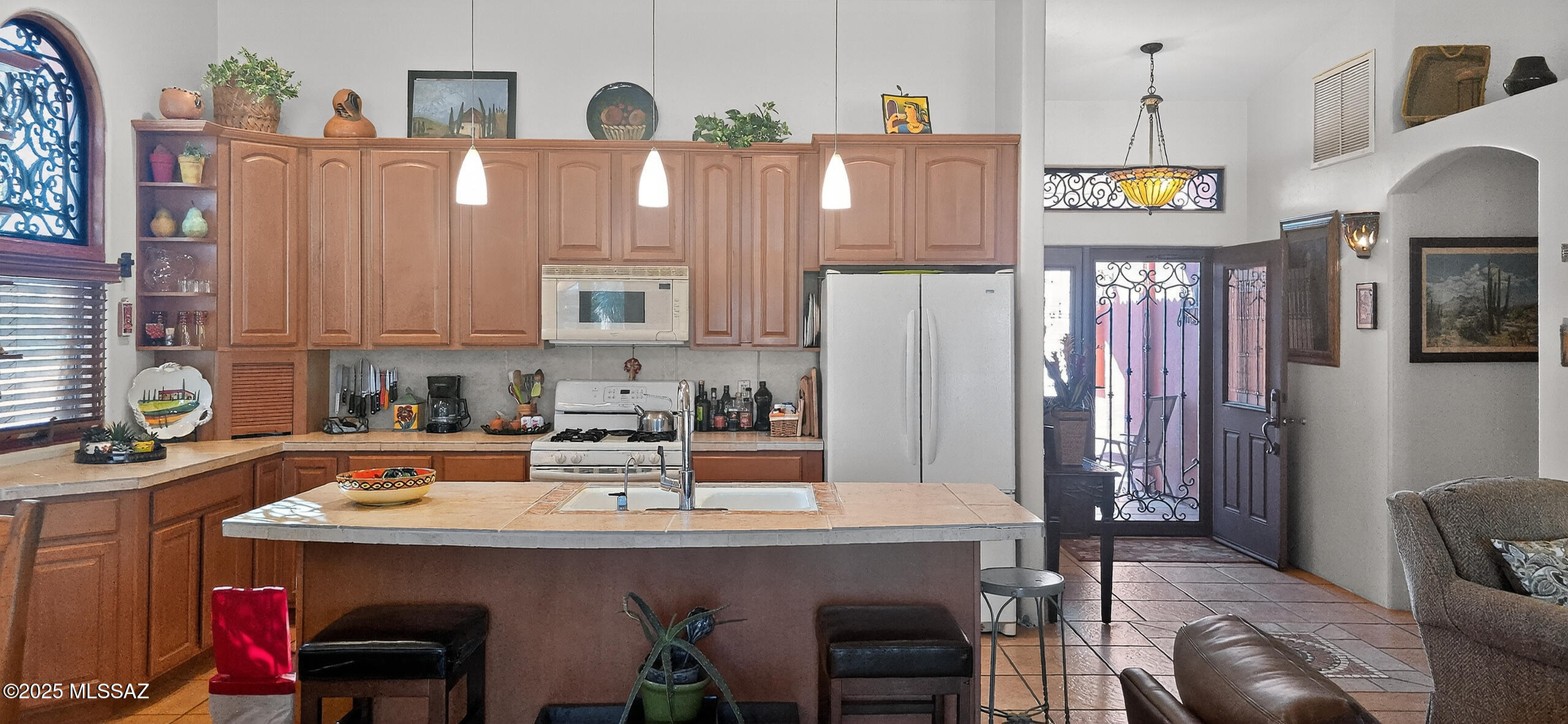 448 Dale Road Pearce, AZ 85625 - Photo 8 of 47 dining to kitchen