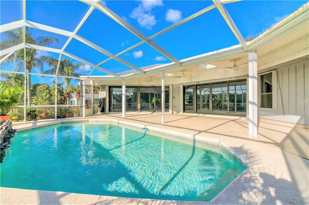 643 Southwest Fuge Road Stuart, FL 34997 - Photo 17 of 21 Gallery Image 17