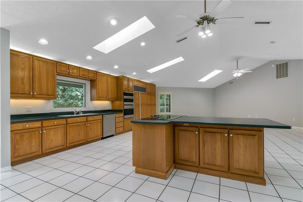 643 Southwest Fuge Road Stuart, FL 34997 - Photo 6 of 21 Gallery Image 6