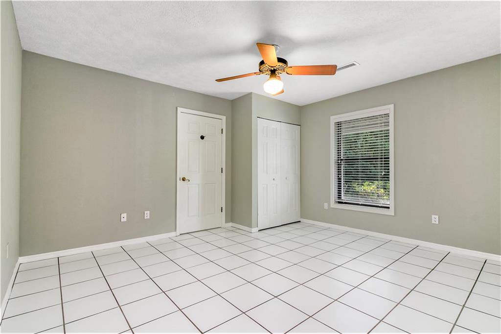 643 Southwest Fuge Road Stuart, FL 34997 - Photo 9 of 21 Gallery Image 9