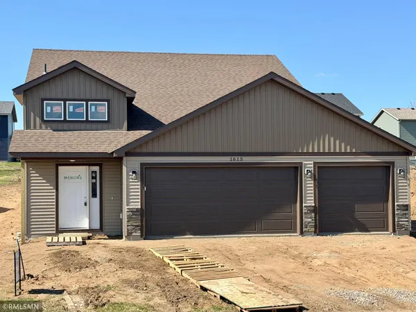 $359,900 | 1615 Park View Lane Northeast, Sauk Rapids, MN 56379