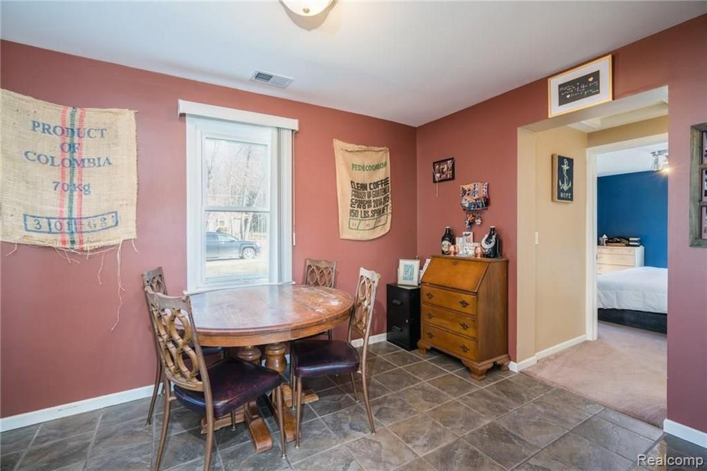 34950 24 Mile Road New Baltimore, MI 48047 - Photo 11 of 23