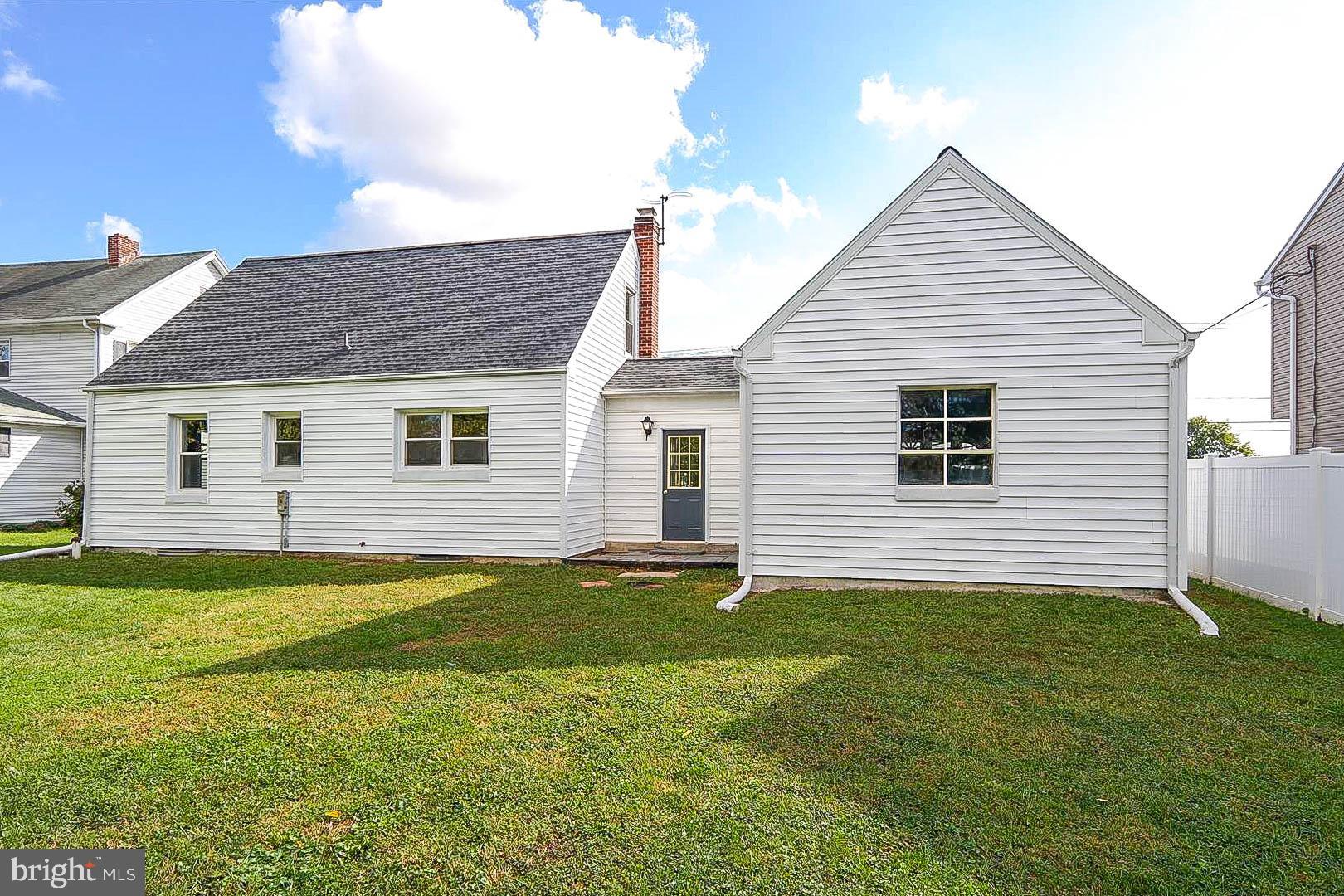 112 Colebrook Road Elizabethtown, PA 17022 - Photo 7 of 26 Gallery Image 7