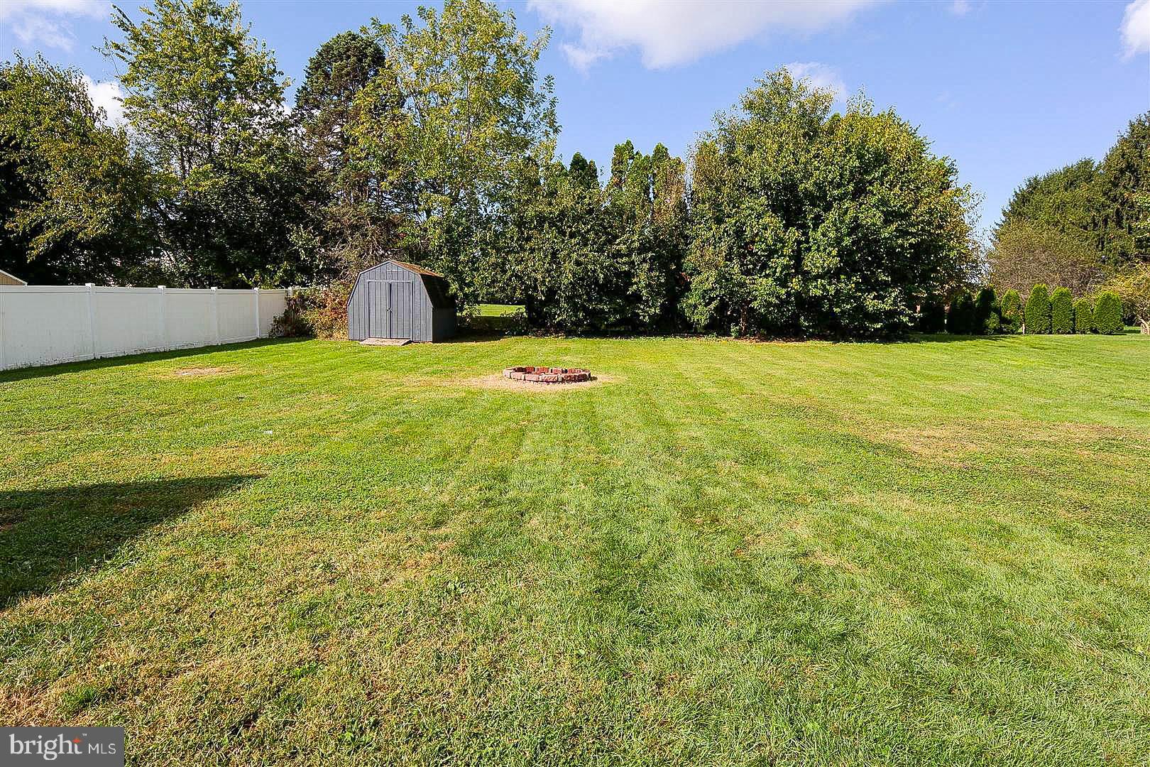 112 Colebrook Road Elizabethtown, PA 17022 - Photo 9 of 26 Gallery Image 9