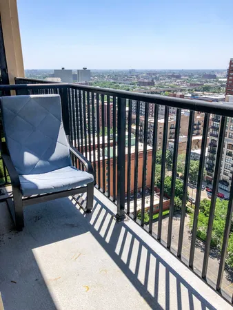 $350,000 | 1464 South Michigan Avenue, Unit 1807, Chicago, IL 60605