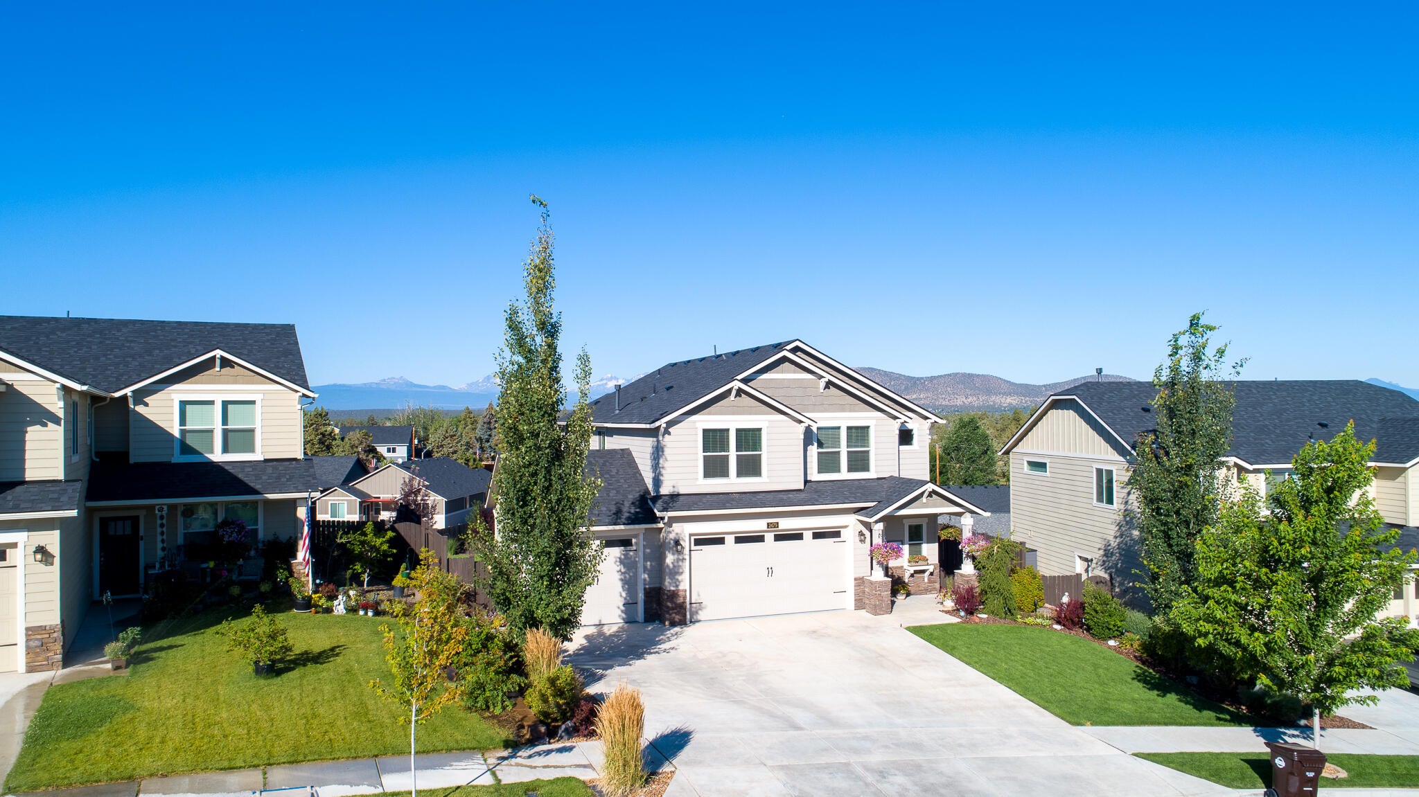 2479 Southwest 45th Street Redmond, OR 97756 - Photo 3 of 35 2479 SW 45th Street, Redmond, OR 97756