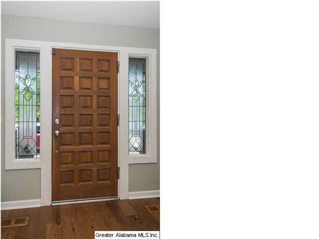 1737 Cedarwood Road Birmingham, AL 35216 - Photo 4 of 32