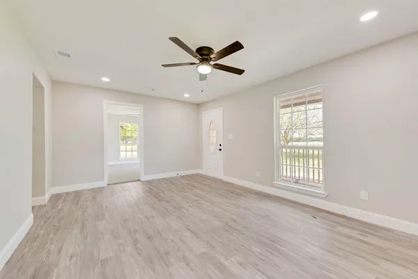 $379,000 | 15647 County Road 355, Terrell, TX 75161