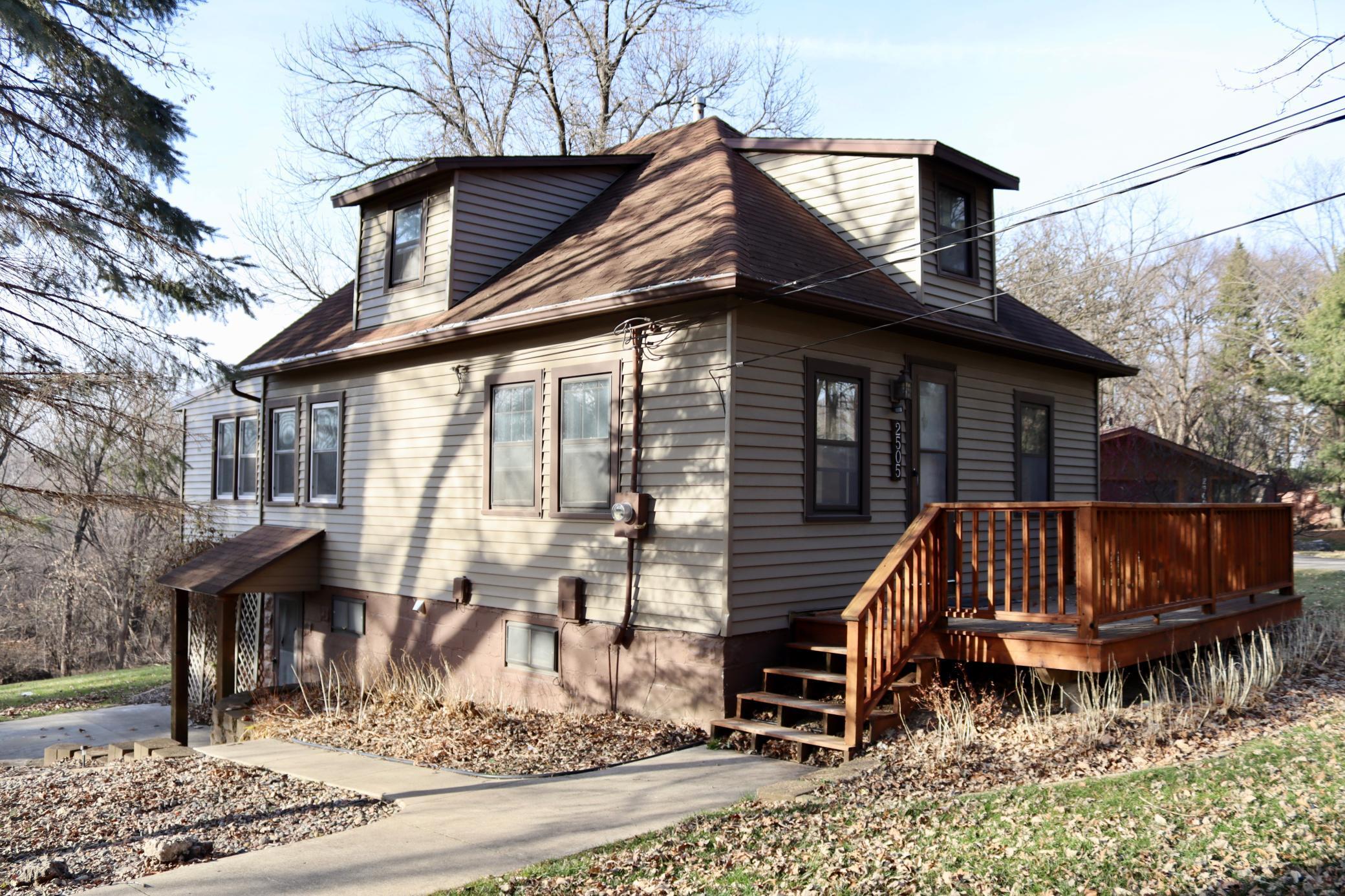 2505 East River Road Northeast Rochester, MN 55906 - Photo 3 of 26