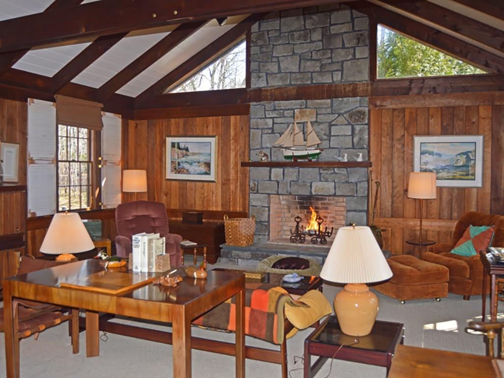46 South Shore Road Northeast Harbor, ME 04662 - Photo 14 of 32 Private office with sitting area and...
