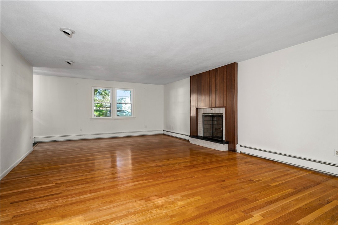 22 Secluded Court Cumberland, RI 02864 - Photo 12 of 39