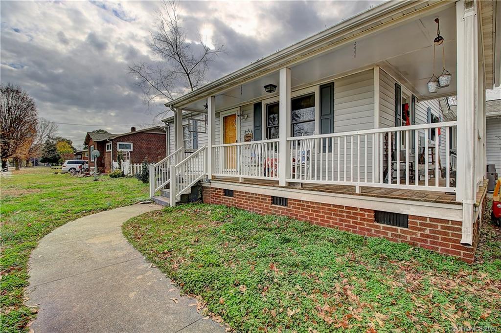 410 Charles Road Shelby, NC 28152 - Photo 3 of 20 Gallery Image 3