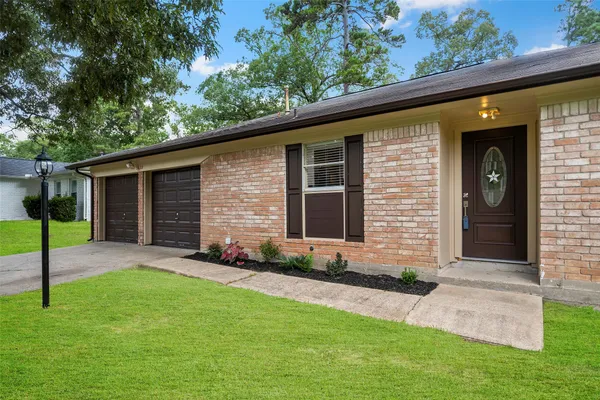 $1,900 | 3622 Dawnwood Drive, Spring, TX 77381
