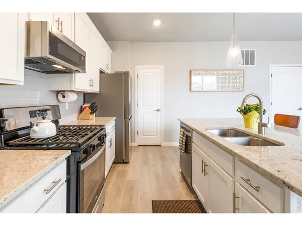 $669,000 | 2904 Buffalo Fork Lane, Longmont, CO 80503