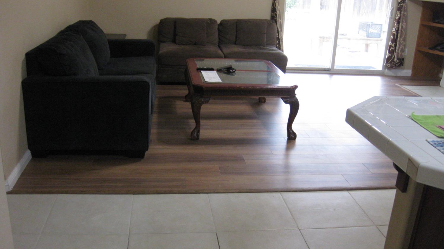 2705 Hicks Street Selma, CA 93662 - Photo 6 of 14 a living room with furniture