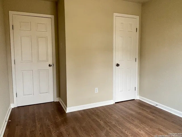 $207,900 | 700 East 5th, Nixon, TX 78140