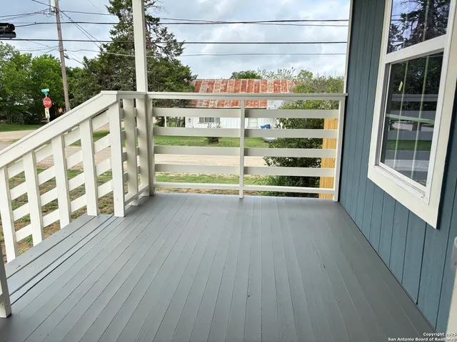 $207,900 | 700 East 5th, Nixon, TX 78140