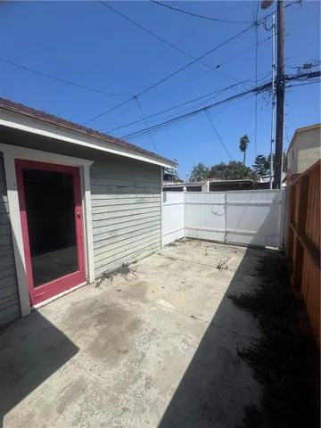 $1,350,000 | 652 Navy Street, Santa Monica, CA 90405