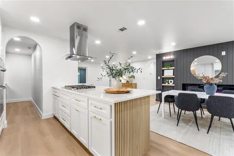 $715,000 | 9110 Westglen Drive, Dallas, TX 75228