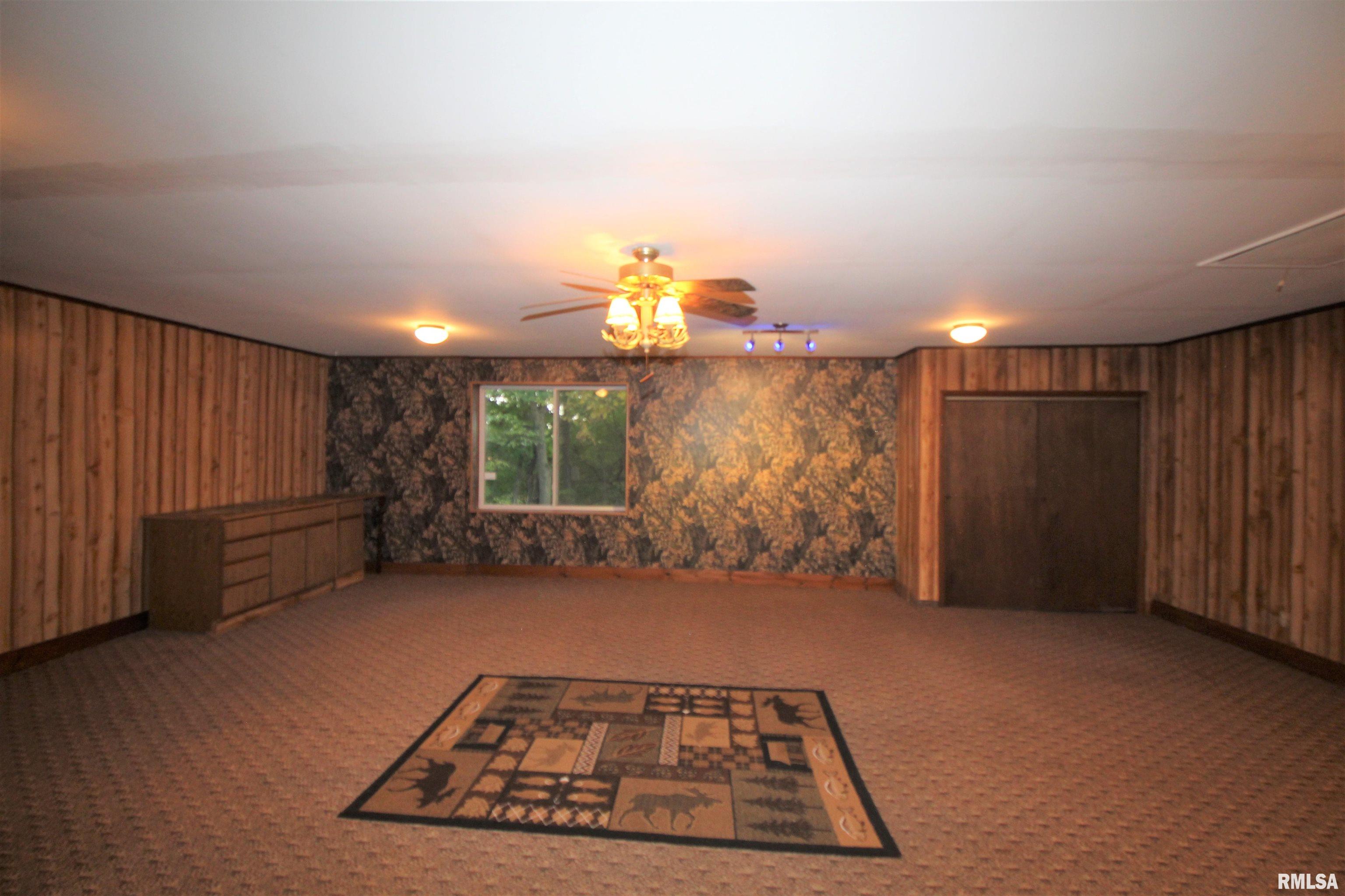 1371 Sun Road Washburn, IL 61570 - Photo 31 of 47