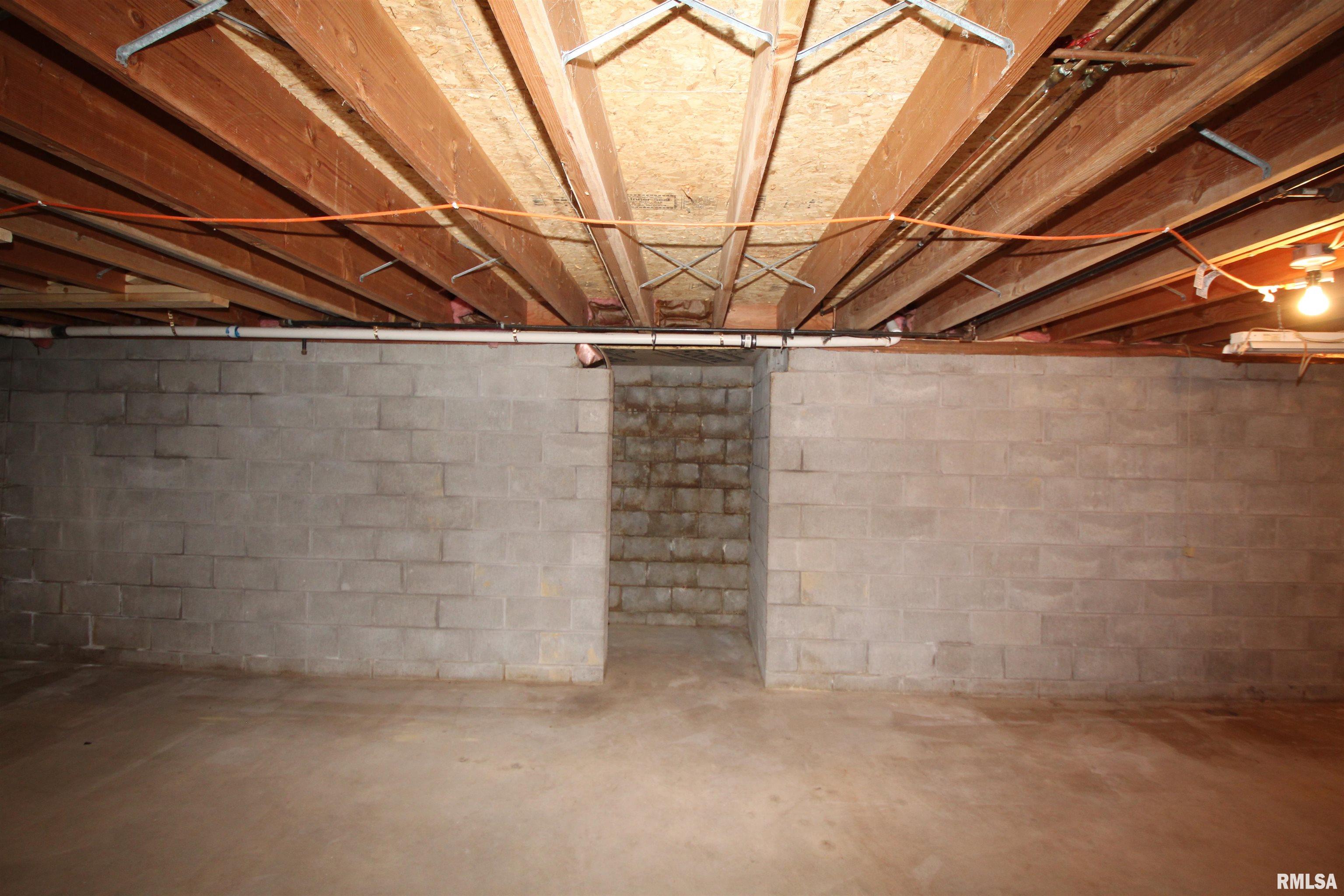 1371 Sun Road Washburn, IL 61570 - Photo 40 of 47