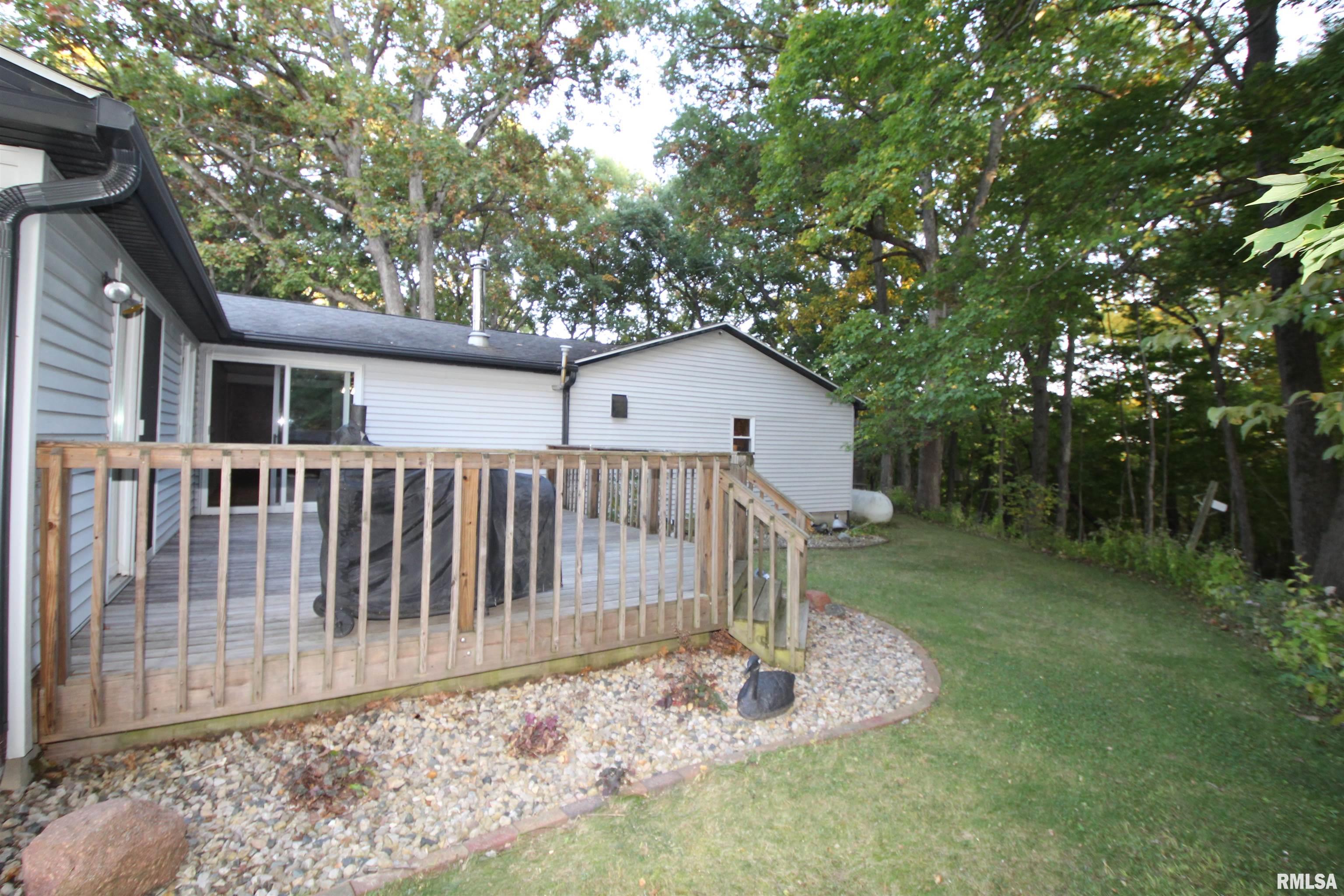 1371 Sun Road Washburn, IL 61570 - Photo 8 of 47