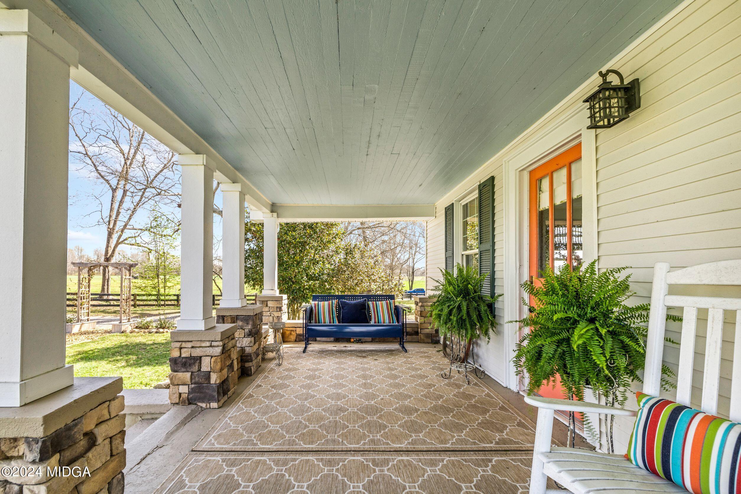 475 Brent Road Barnesville, GA 30204 - Photo 109 of 132 on-site-accommodations-front-porch-3