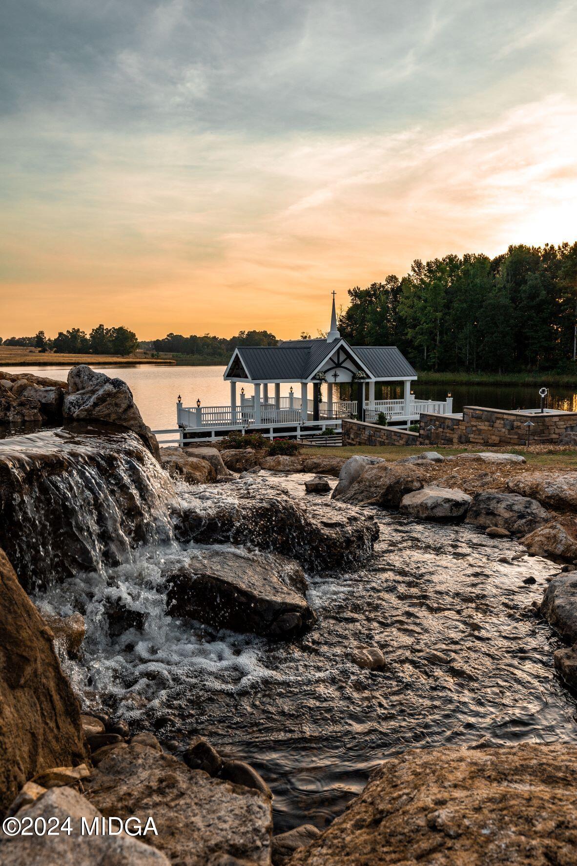 475 Brent Road Barnesville, GA 30204 - Photo 8 of 132 FWC 5