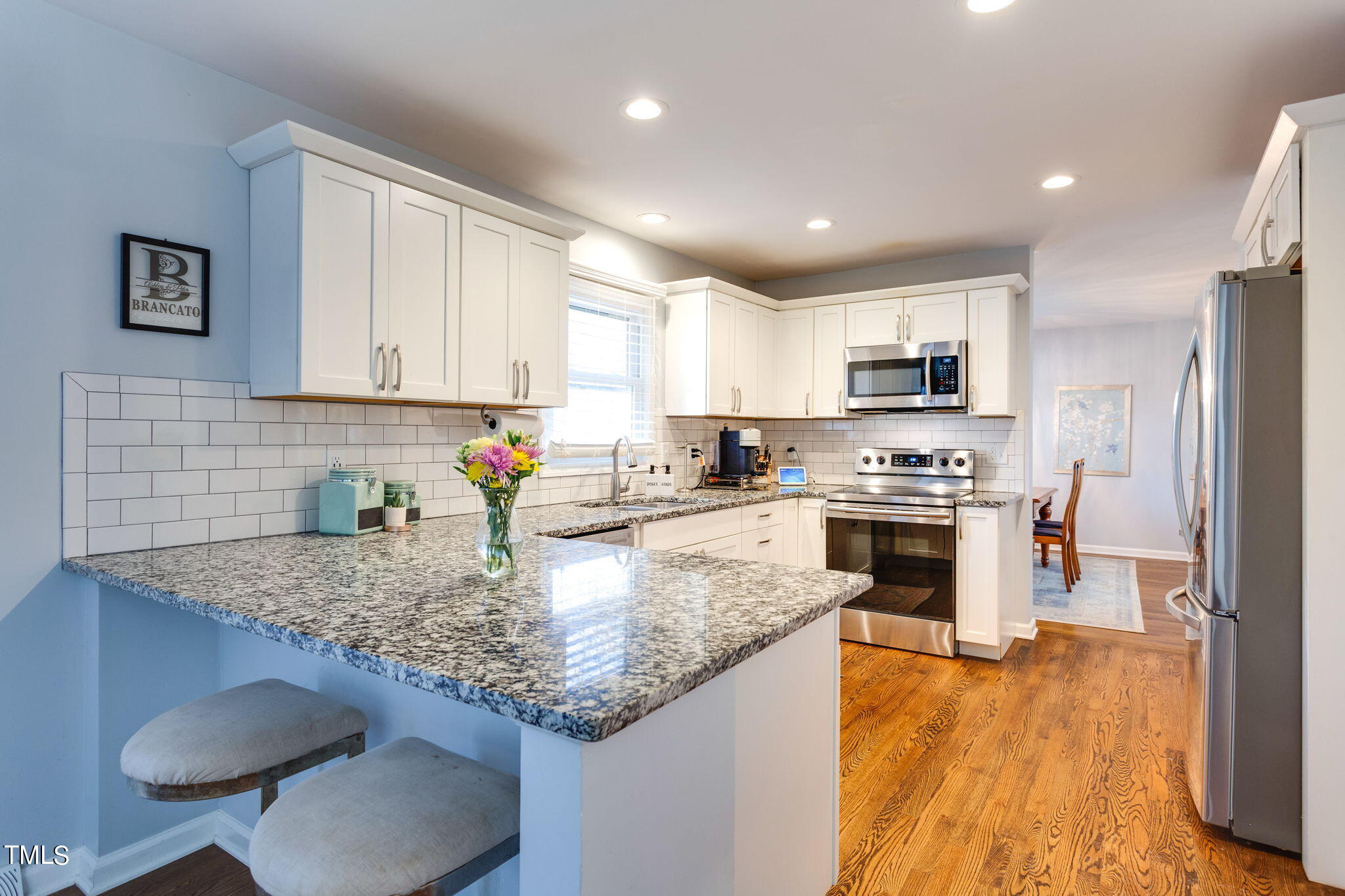 4904 Latimer Road Raleigh, NC 27609 - Photo 13 of 33 32-web-or-mls-IMGL8517-enfuse