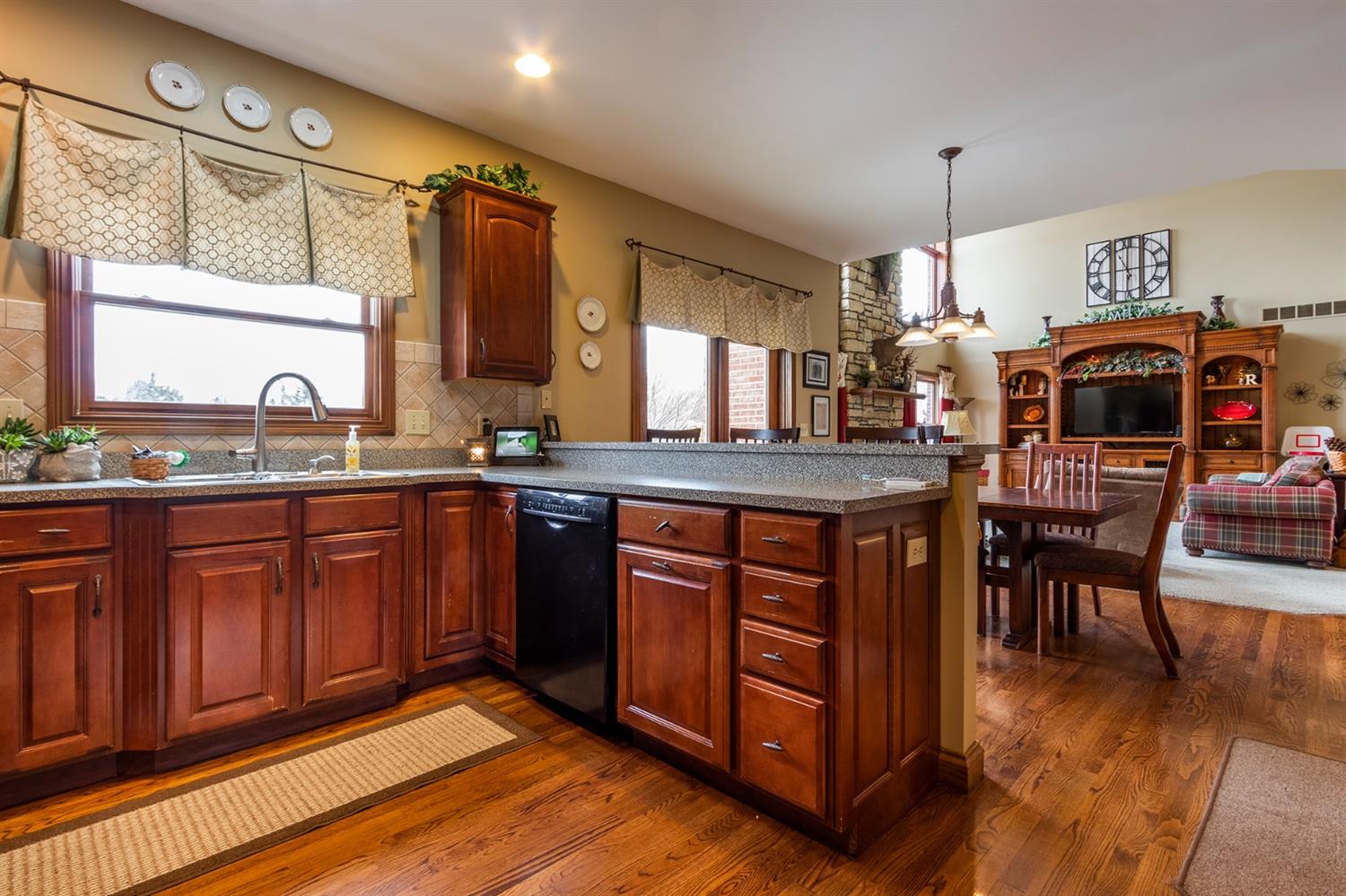 17880 Kelly Bird Road Lawrenceburg, IN 47025 - Photo 13 of 40 Gallery Image 13